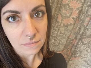 bedroom livecam PiercedGoddess