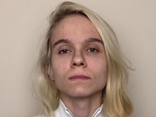 babe webcam PoulaShade