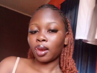 naked cam girl masturbating with sextoy QueenyCherry