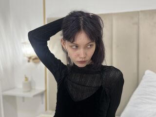naked cam girl masturbating with vibrator RavenNoire
