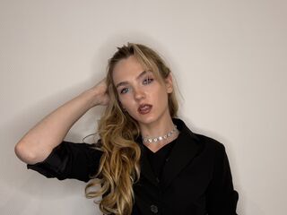 hot cam whore RubyMoore
