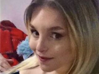 naughty webcamgirl SaraRachel