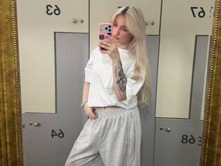 nude webcam girl picture ScarlettAndreula