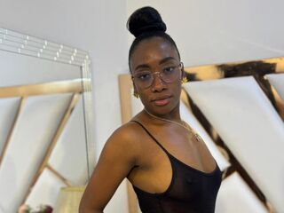 webcam chat room SelenaHadid