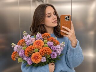 sex cam online SetsukoColasurdo