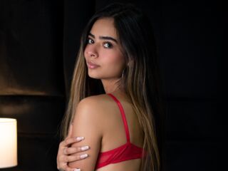 camgirl spreading pussy SharaOrtiz