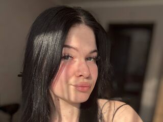 masturbating camgirl ShonaMellerson