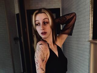 cam show ShoshanaManhardt