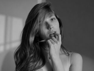 kinky video chat performer SophieLix