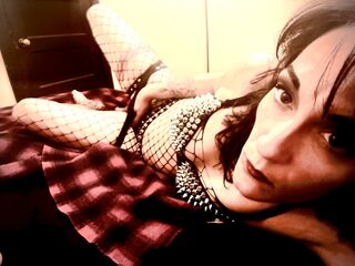 naughty web cam SunsetABlaze