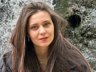 naughty camgirl fingering shaved pussy WilleneLaroque