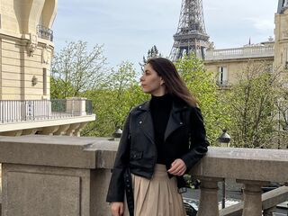 topless girl WonderCarla