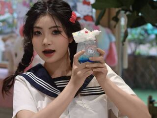 camwhore nude YangyiXiao