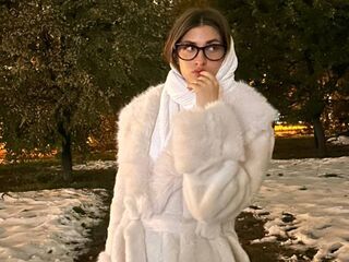fingering girl webcam  YukoHazer