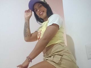 closeup web cam YuliFernanda