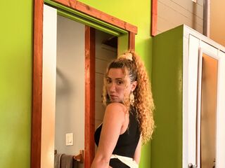 hot cam girl fingering pussy jasminx